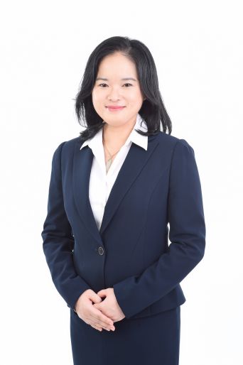 1635149609456170.jpg Zheyin Ding.jpg