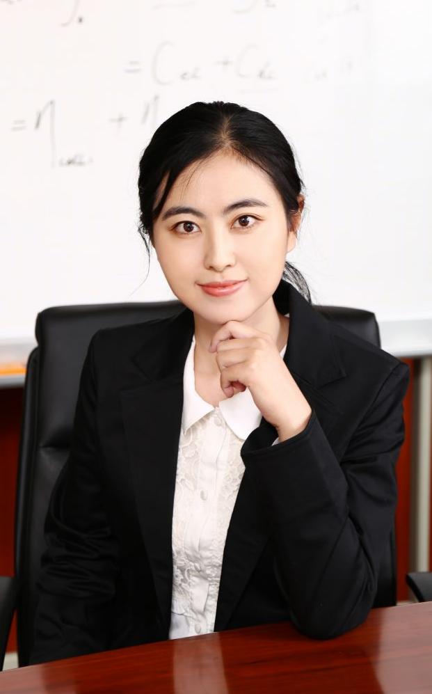 1635210331851259.jpg Yi Yang.jpg